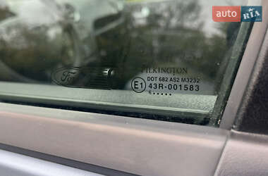 Хэтчбек Ford Fusion 2006 в 