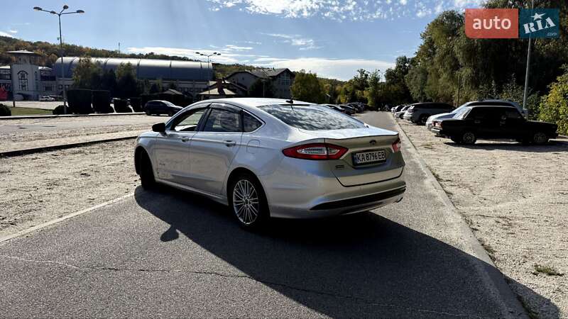 Седан Ford Fusion 2014 в Днепре
