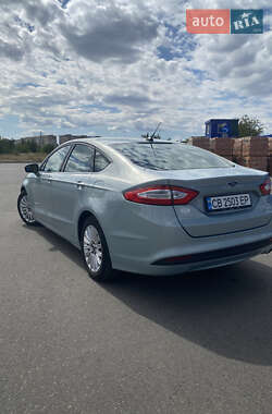 Седан Ford Fusion 2014 в 