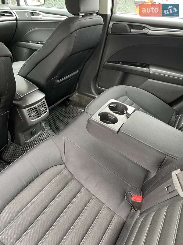 Седан Ford Fusion 2014 в Киеве фото 18 Седан Ford Fusion 2014 в Киеве