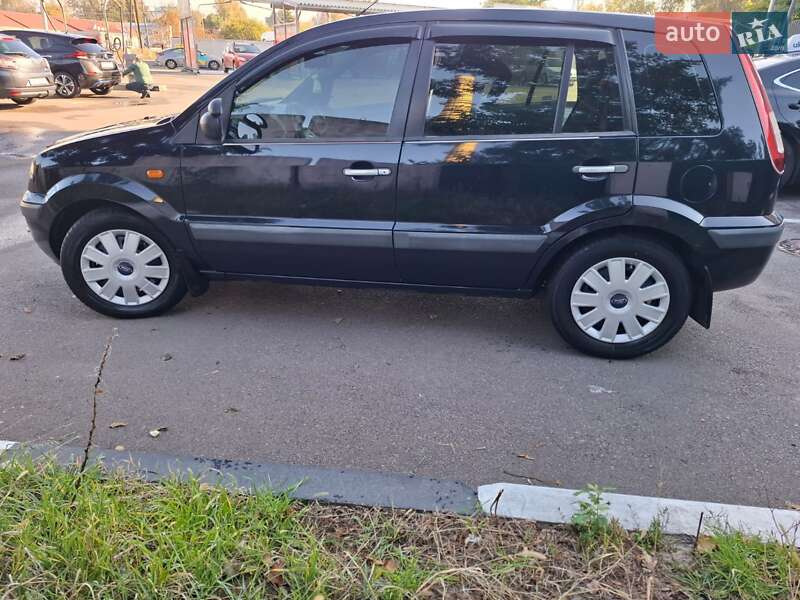 Хэтчбек Ford Fusion 2007 в Киеве