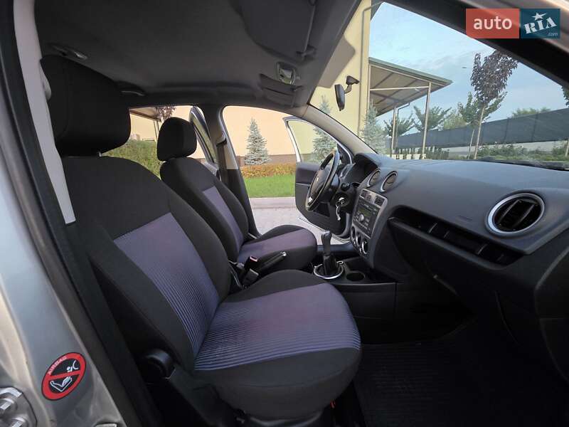 Хэтчбек Ford Fusion 2008 в Луцке
