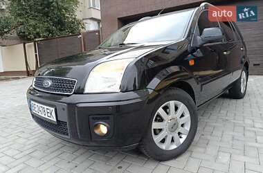 Хэтчбек Ford Fusion 2011 в 