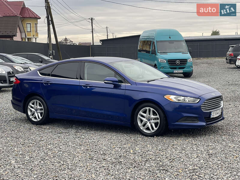 Седан Ford Fusion 2015 в Чернівцях