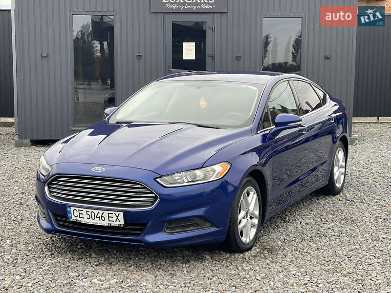 Седан Ford Fusion 2015 в Чернівцях