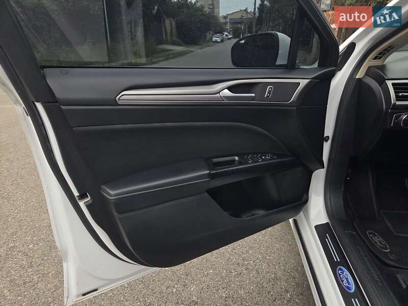 Седан Ford Fusion 2017 в Києві