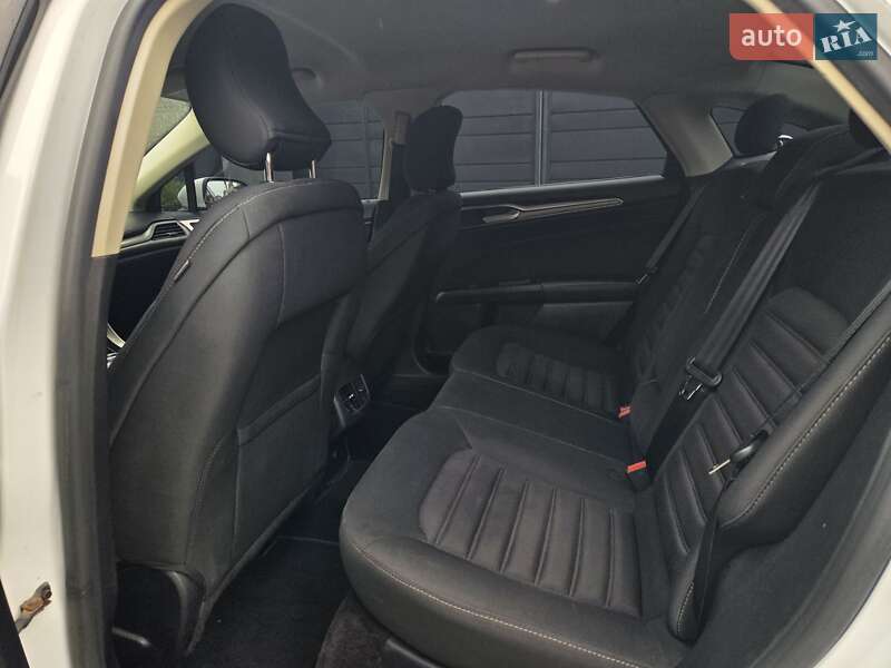 Седан Ford Fusion 2017 в Києві