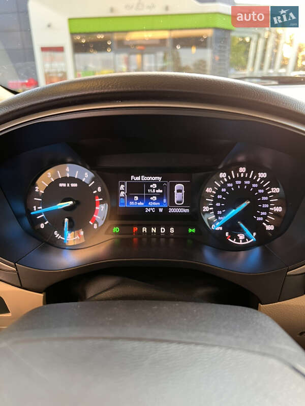 Седан Ford Fusion 2013 в Одесі