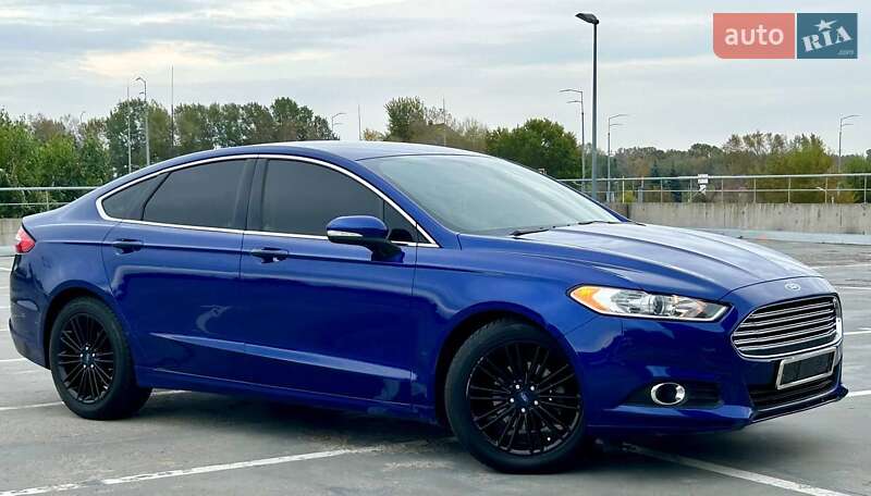 Седан Ford Fusion 2016 в Києві