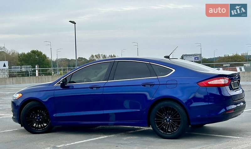 Седан Ford Fusion 2016 в Києві
