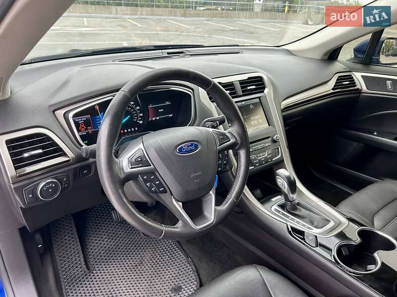 Седан Ford Fusion 2016 в Києві