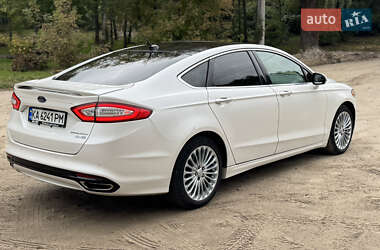 Седан Ford Fusion 2014 в 