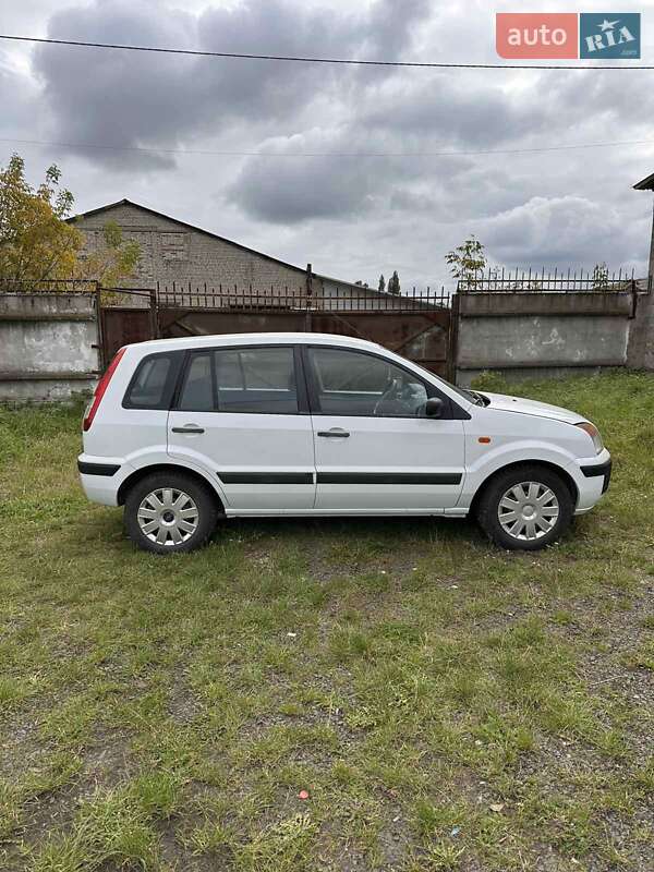 Хэтчбек Ford Fusion 2009 в Луцке