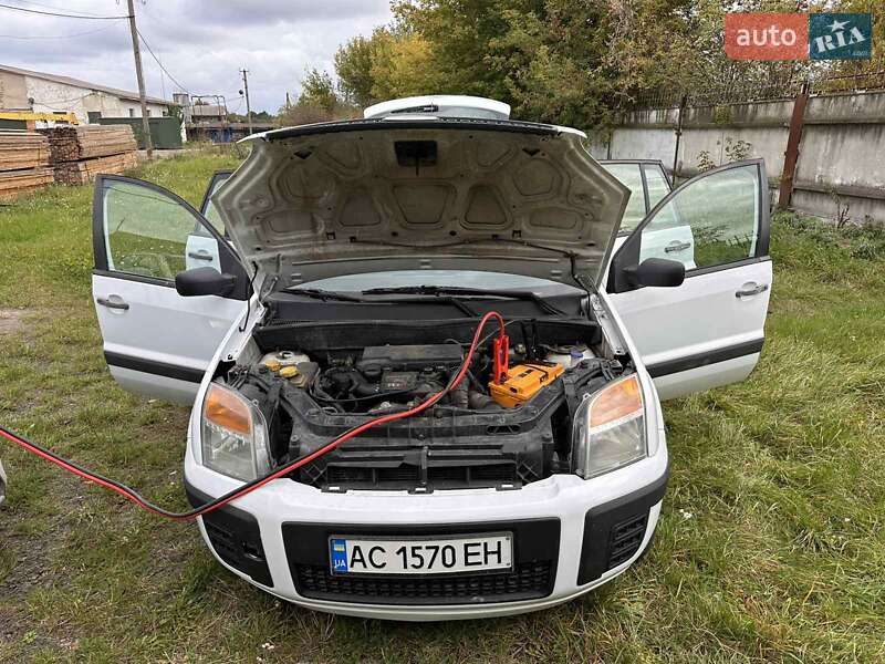 Хэтчбек Ford Fusion 2009 в Луцке