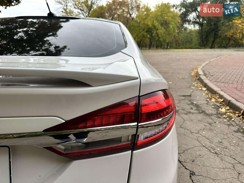 Седан Ford Fusion 2017 в Кропивницком
