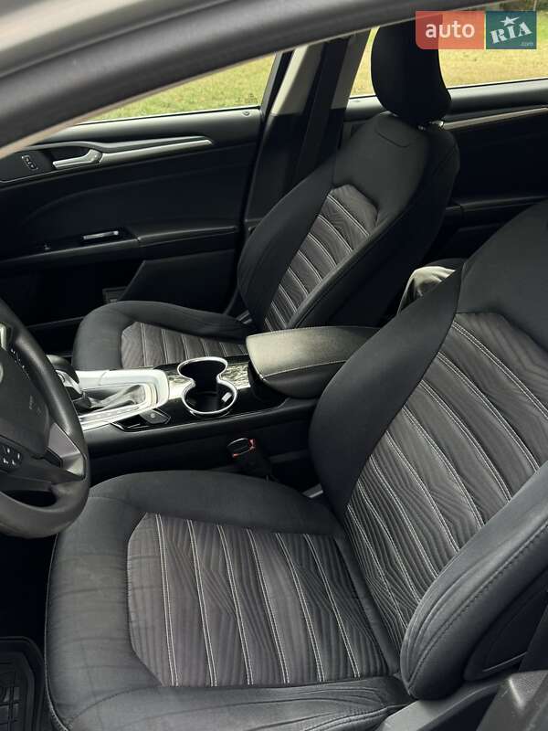Седан Ford Fusion 2015 в Нежине