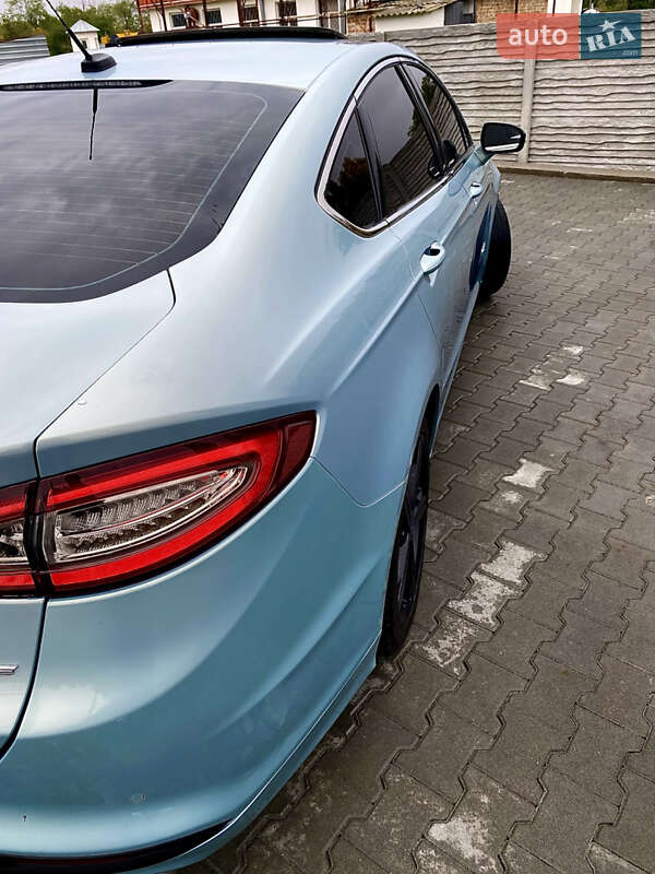 Седан Ford Fusion 2014 в Тернополі