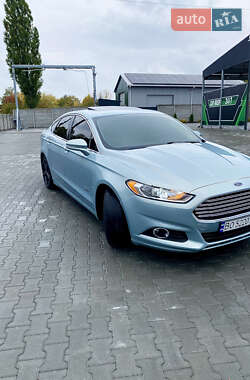 Седан Ford Fusion 2014 в 