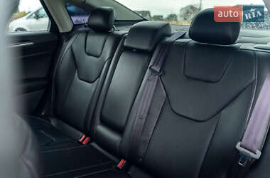 Седан Ford Fusion 2014 в 