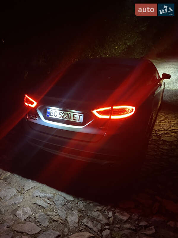 Седан Ford Fusion 2014 в Тернополі