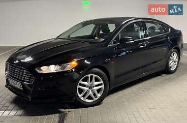 Седан Ford Fusion 2016 в 