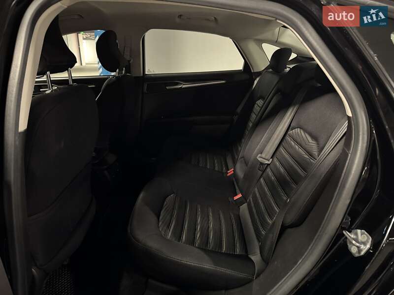 Седан Ford Fusion 2016 в Києві фото 29 Седан Ford Fusion 2016 в Києві