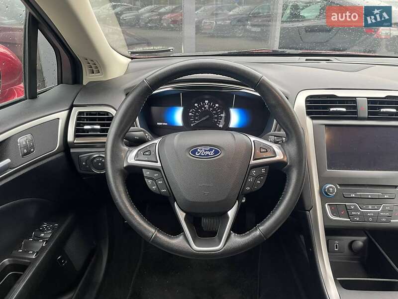 Седан Ford Fusion 2016 в Киеве фото 14 Седан Ford Fusion 2016 в Киеве