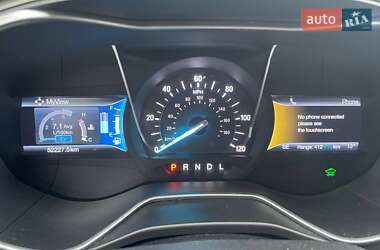 Седан Ford Fusion 2016 в 