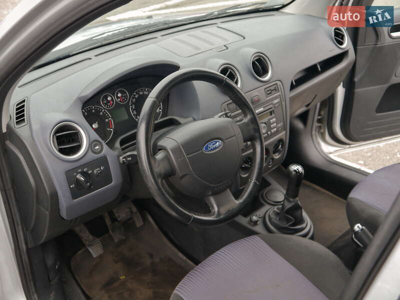 Хетчбек Ford Fusion 2008 в Києві