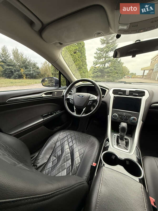 Седан Ford Fusion 2015 в Киеве