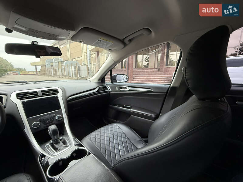 Седан Ford Fusion 2015 в Киеве