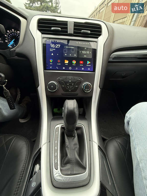 Седан Ford Fusion 2015 в Киеве