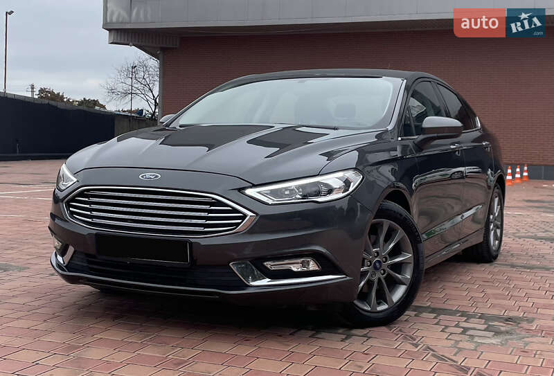 Седан Ford Fusion 2017 в Одесі