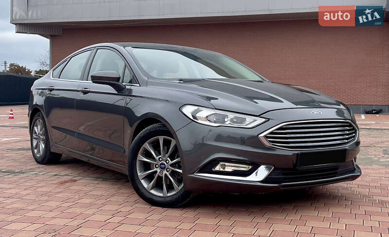 Седан Ford Fusion 2017 в Одесі