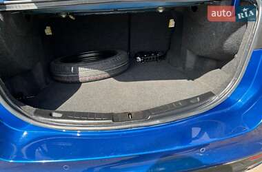 Седан Ford Fusion 2017 в Золочеве