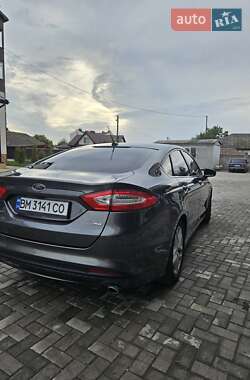 Седан Ford Fusion 2015 в 