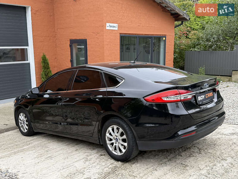 Седан Ford Fusion 2016 в Івано-Франківську