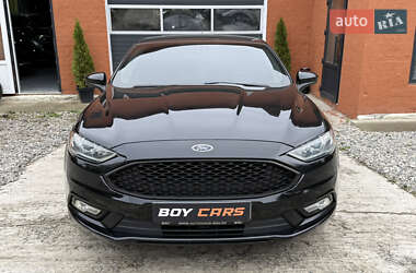 Седан Ford Fusion 2016 в 