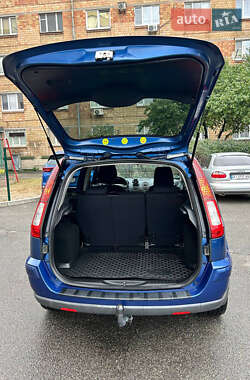 Хэтчбек Ford Fusion 2008 в 