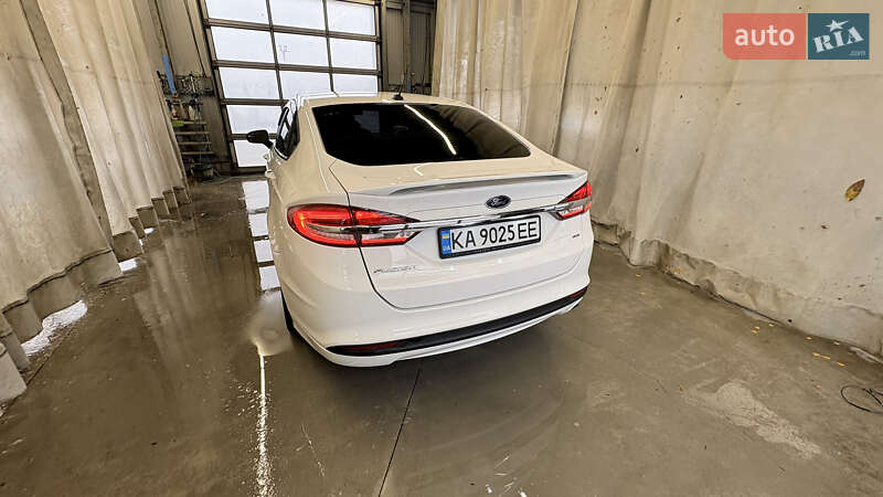 Седан Ford Fusion 2018 в Києві
