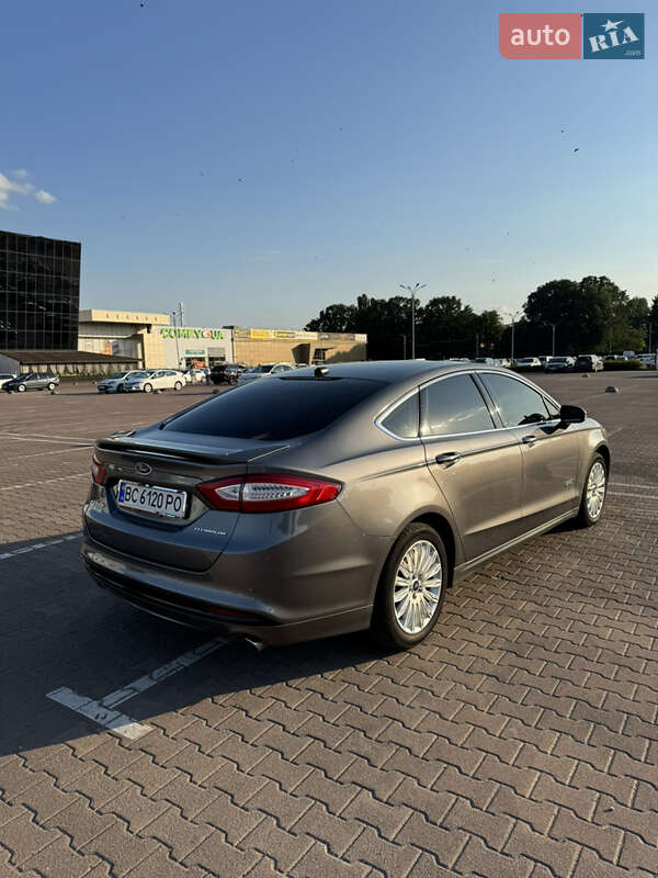 Седан Ford Fusion 2014 в Житомирі