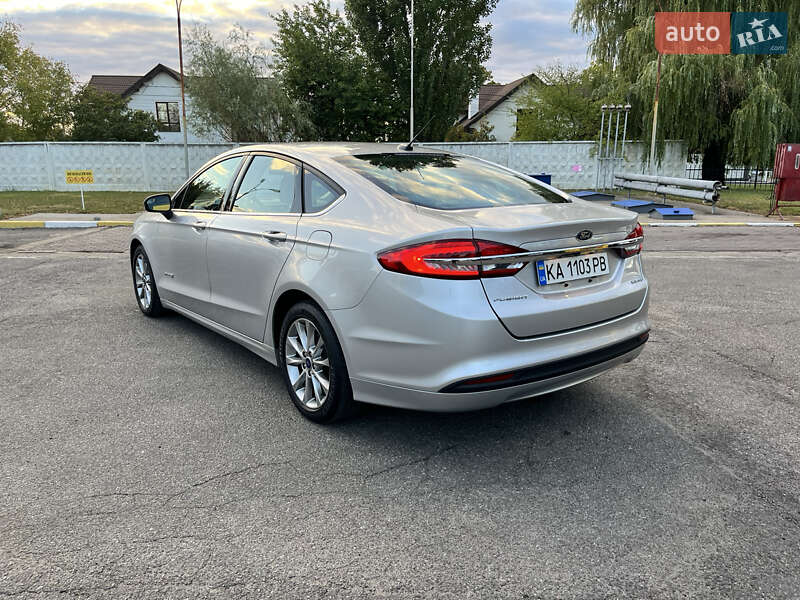 Седан Ford Fusion 2017 в Киеве