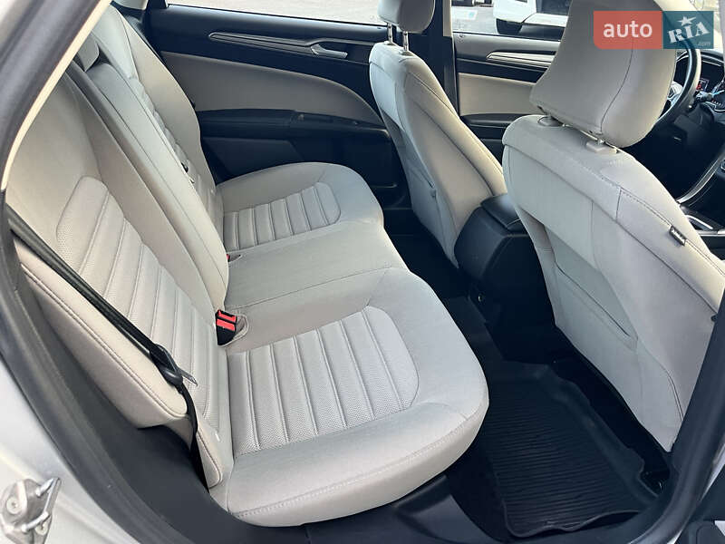 Седан Ford Fusion 2017 в Киеве