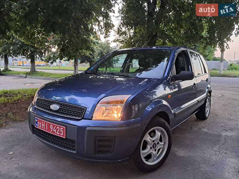 Хэтчбек Ford Fusion 2006 в Прилуках