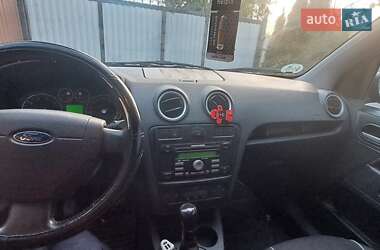 Хэтчбек Ford Fusion 2006 в 
