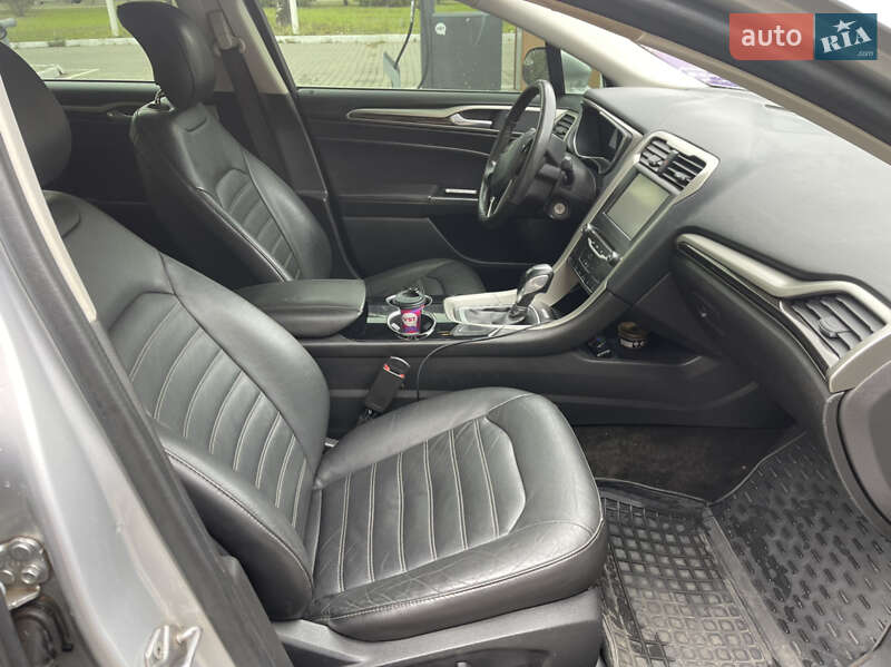 Седан Ford Fusion 2014 в Одесі