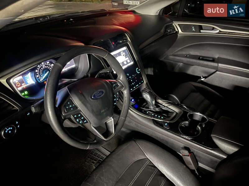 Седан Ford Fusion 2014 в Одесі