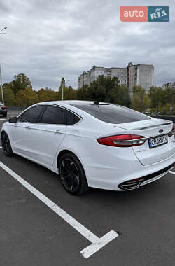Седан Ford Fusion 2018 в 