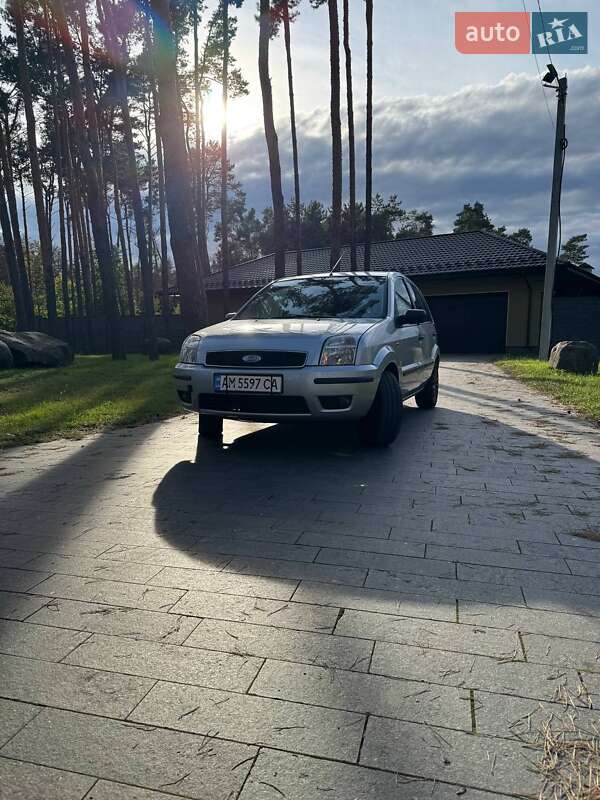 Хэтчбек Ford Fusion 2004 в Житомире фото 6 Хэтчбек Ford Fusion 2004 в Житомире