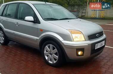 Хэтчбек Ford Fusion 2006 в 